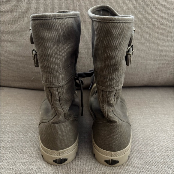 Palladium Pampa Pelaton Combat Boots Size 9 Women’s Beige Khaki Calf Buckles - Picture 9 of 12